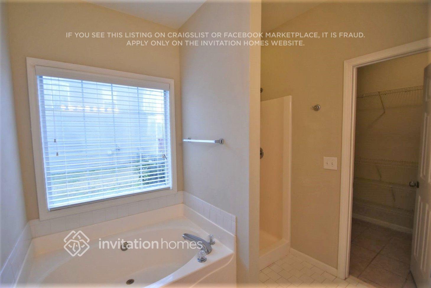 Building Photo - 105 Whiddon Dr