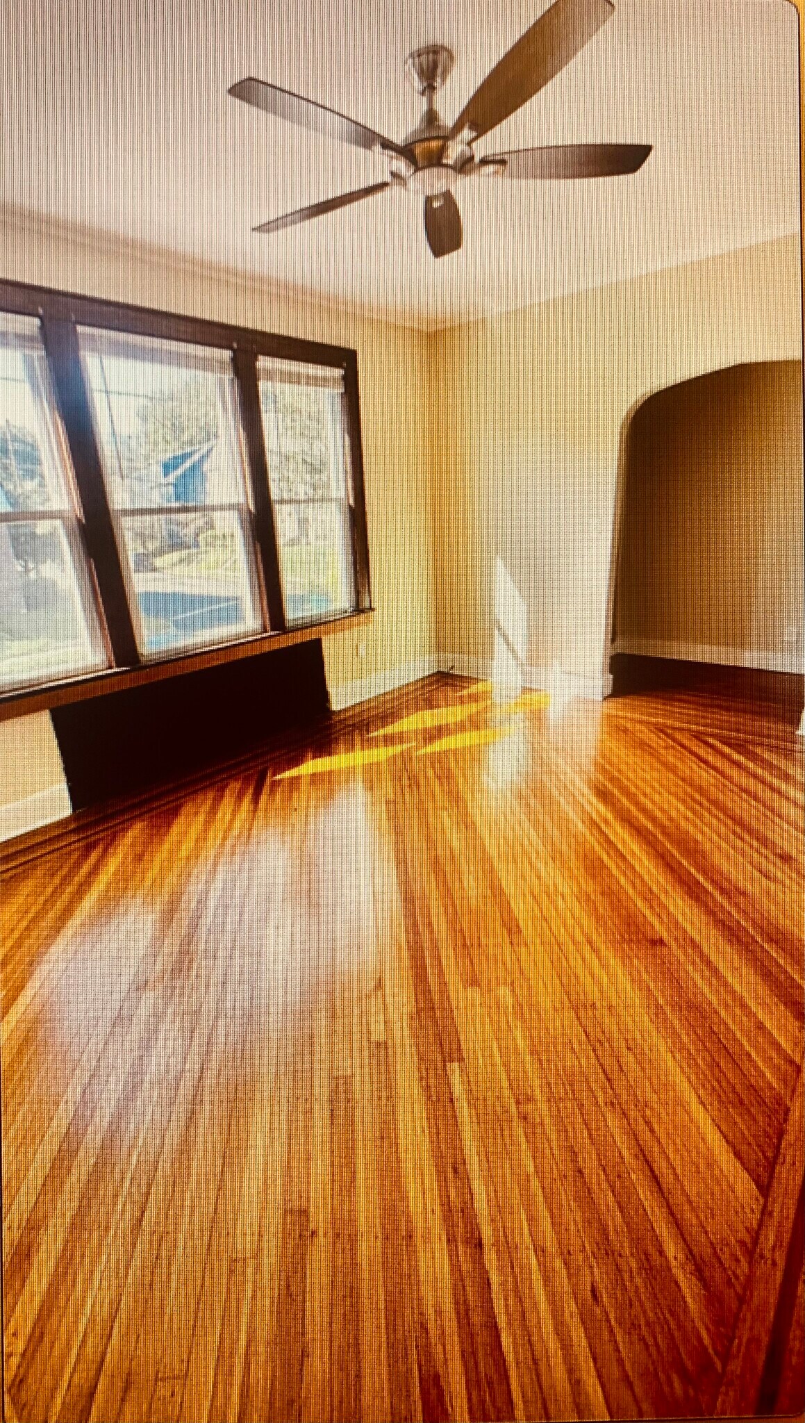 Building Photo - 228 Laurel Ave