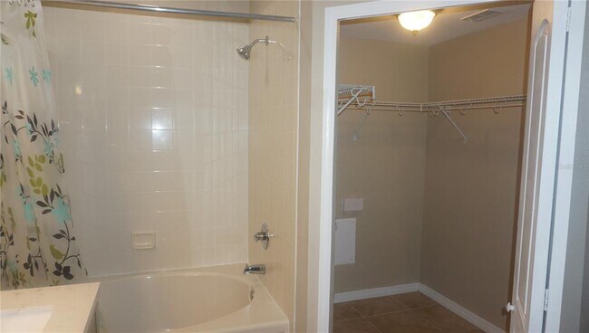 Building Photo - 1606 Delano Trent St