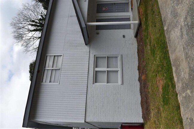 Primary Photo - 1156 Triple Hill Dr
