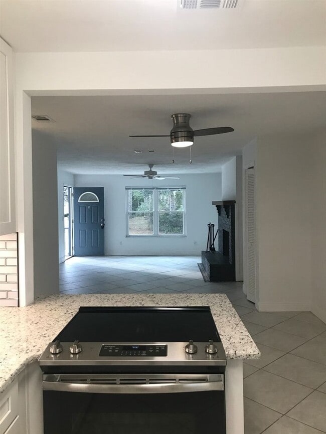 Building Photo - 1500 Pullen Rd