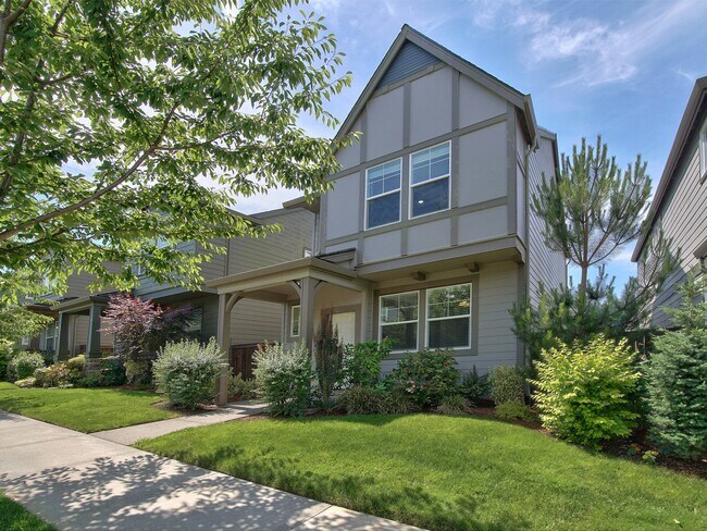Building Photo - 15212 NW Cosmos St