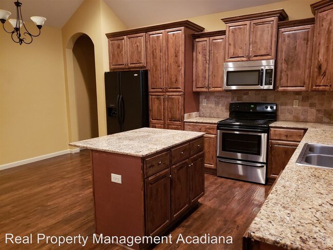 Building Photo - 3 br, 2 bath House - 332 Chimney Rock