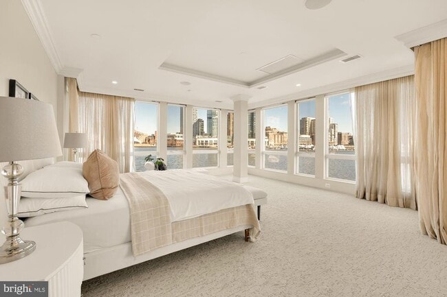 Building Photo - 622 Ponte Villas N