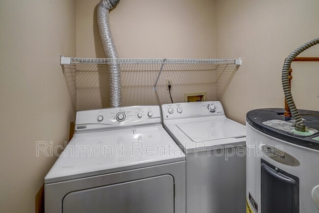 Building Photo - 7600 Roscommon Ct