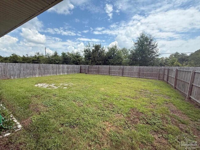 Building Photo - 1933 High Rdg Ct