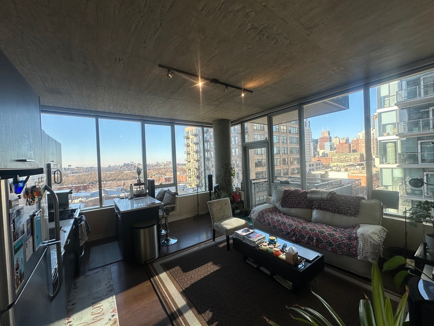 Building Photo - 1345 S Wabash Ave