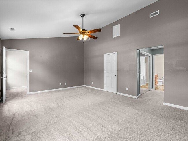 Building Photo - 156 Old Beechtree Ln