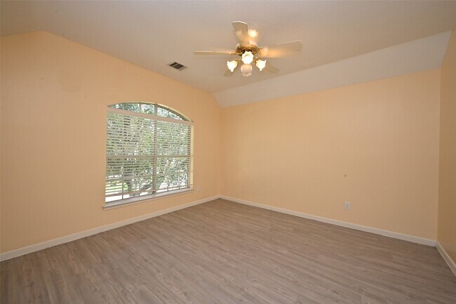 Building Photo - 6419 Sutter Park Ln