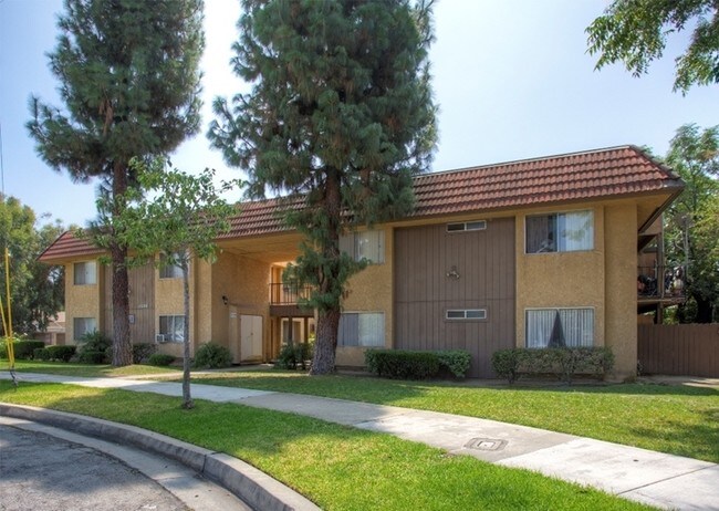 Primary Photo - The Princeton Apartments