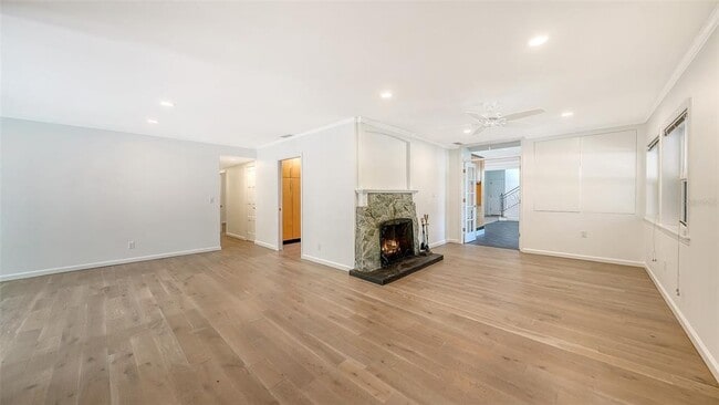 Building Photo - 1770 S Oval Dr