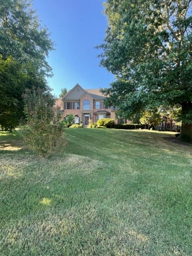 Building Photo - West Knoxville, Farragut 37934 - 4 bedroom, 3.5 bath, 2 Story Brick Home -Contact Debra Johnson (...