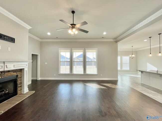 Building Photo - 12821 Hudbug Dr