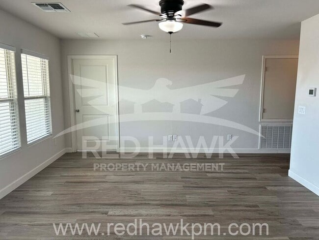 Building Photo - 2387 Oakmont Ln