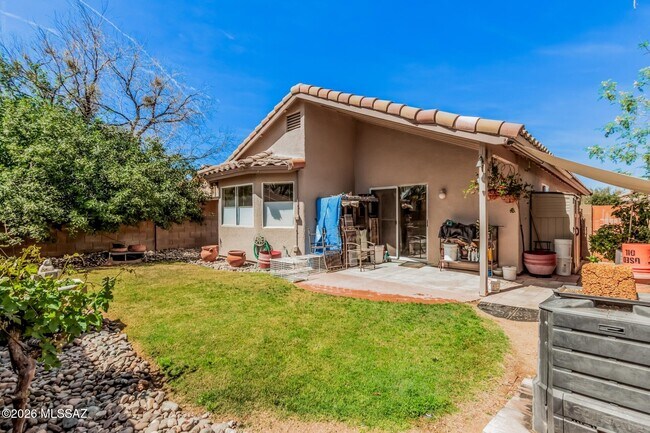 Building Photo - 2675 W Mystic Mountain Dr