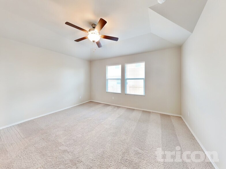 Building Photo - 3525 Stride Ln