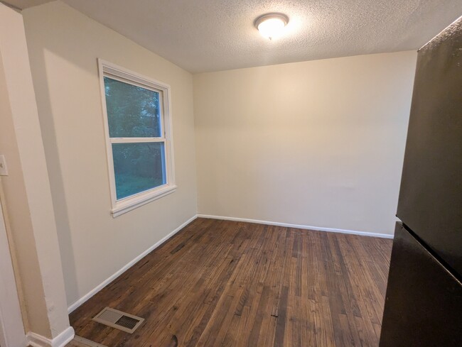 Building Photo - 3054 Waters Rd SW