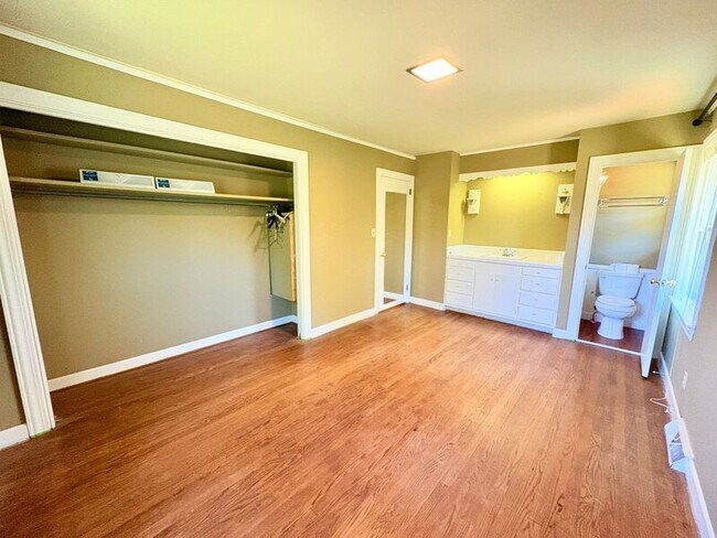 Building Photo - 1773 6 Mile Hwy