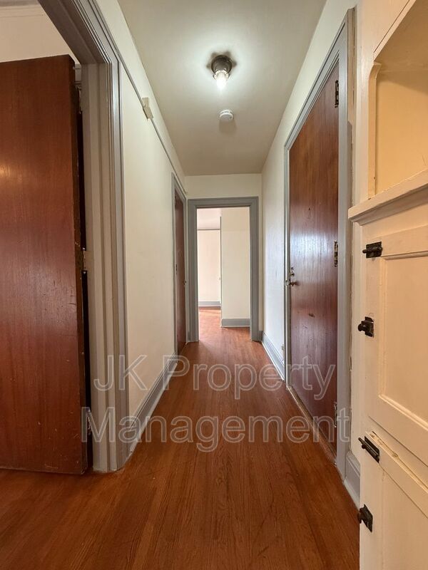 Building Photo - 310 5th St N