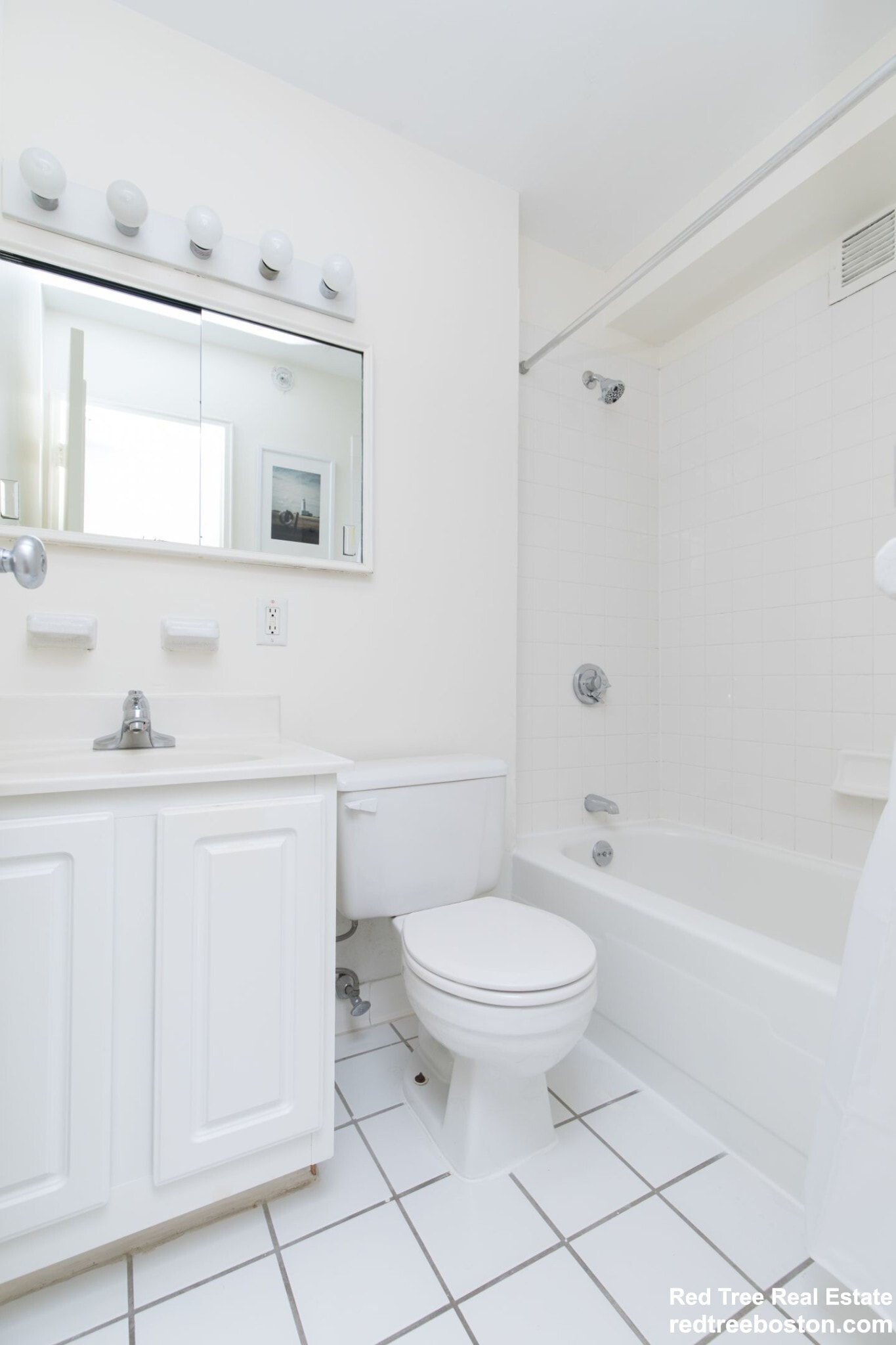 Building Photo - 175 Freeman St