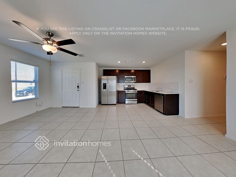 Building Photo - 3028 Wallace Wls Ct