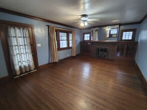 Building Photo - 1810 Auburn St