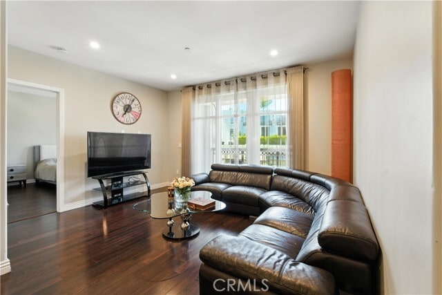 Building Photo - 403 Caruso Ave