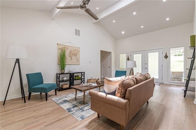 Building Photo - 4523 Runnemede Rd NW