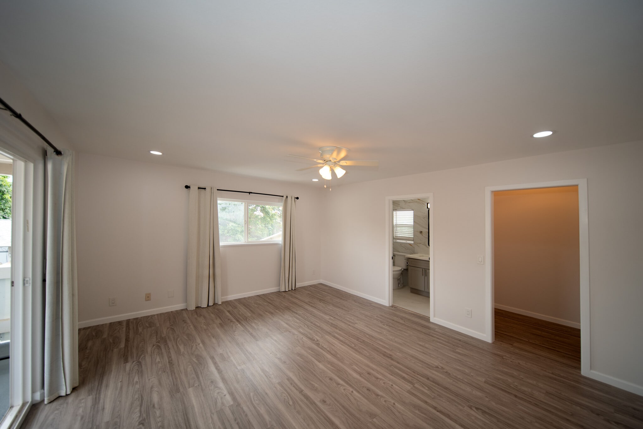 Building Photo - 98-179 Kauhihau Pl