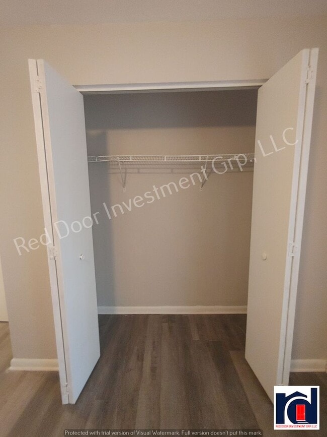 Building Photo - Renovated 2 Bedroom 1 Bath Quadplex-Ocala!