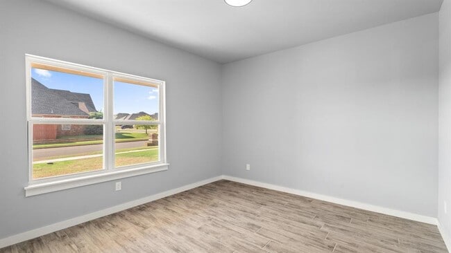 Building Photo - 520 Kearny Ln