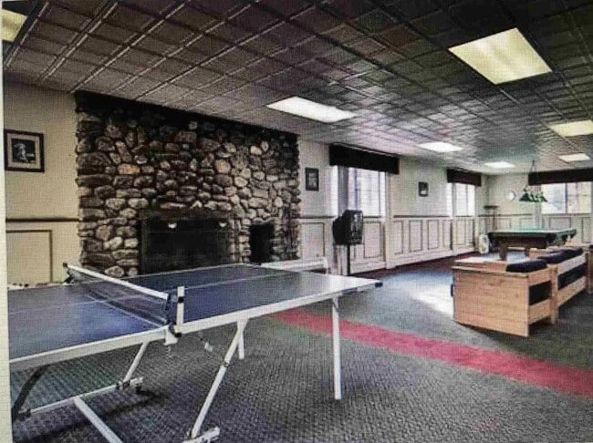 Building Photo - 501 Brook Village Rd