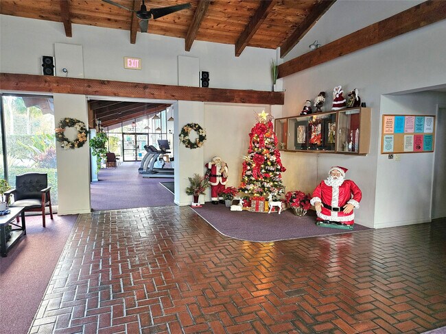 Building Photo - 1460 NW 80th Ave