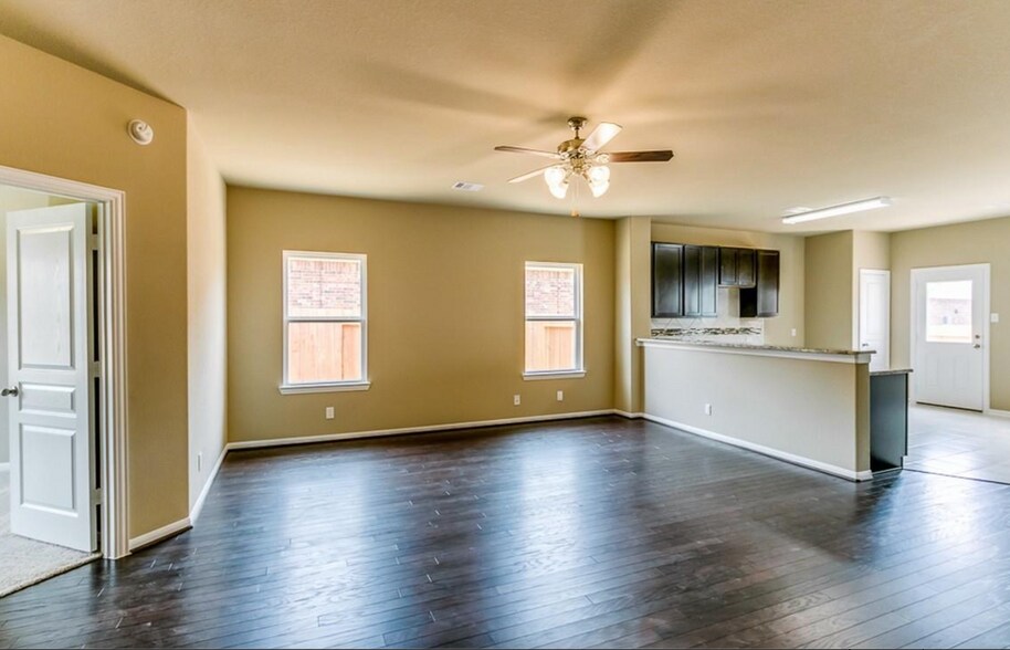 Images attached are of similar homes, not this one. This one will have white 42 inch cabinets. The home is currently still under construction and is scheduled to be completed by the middle of March. Seeking tenant who wants to move in during the month of March. Please contact agent for more info. - 17004 Arcata Avenue