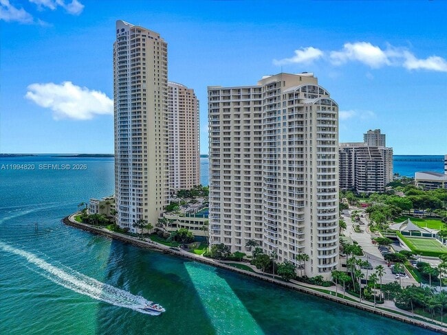 Building Photo - 888 Brickell Key Dr