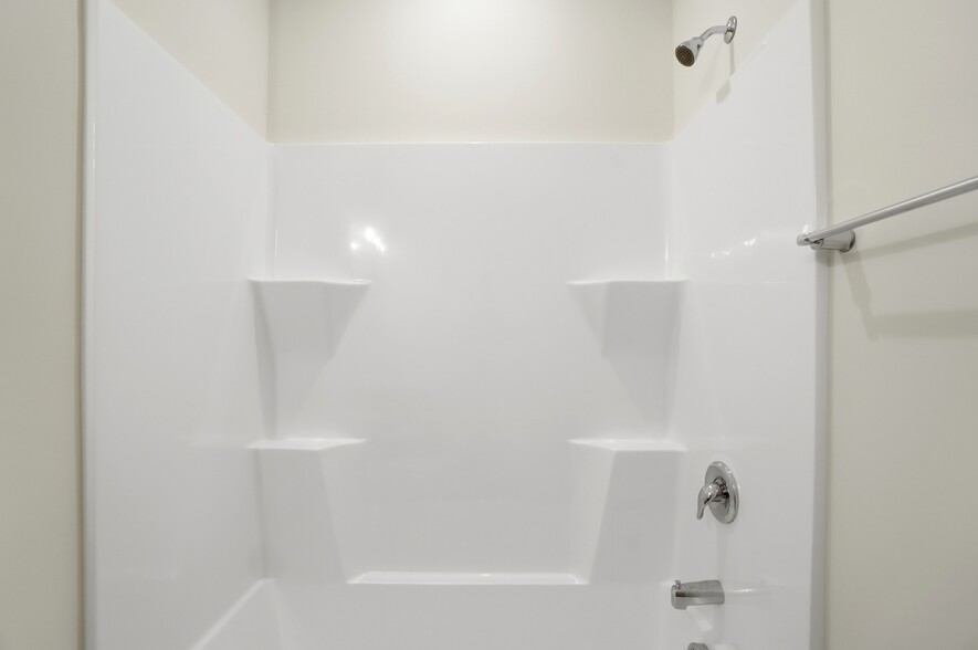 Building Photo - 1242 Fairstone Dr