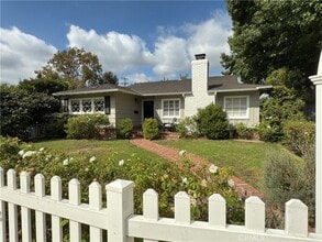 Building Photo - 4125 Bakman Ave