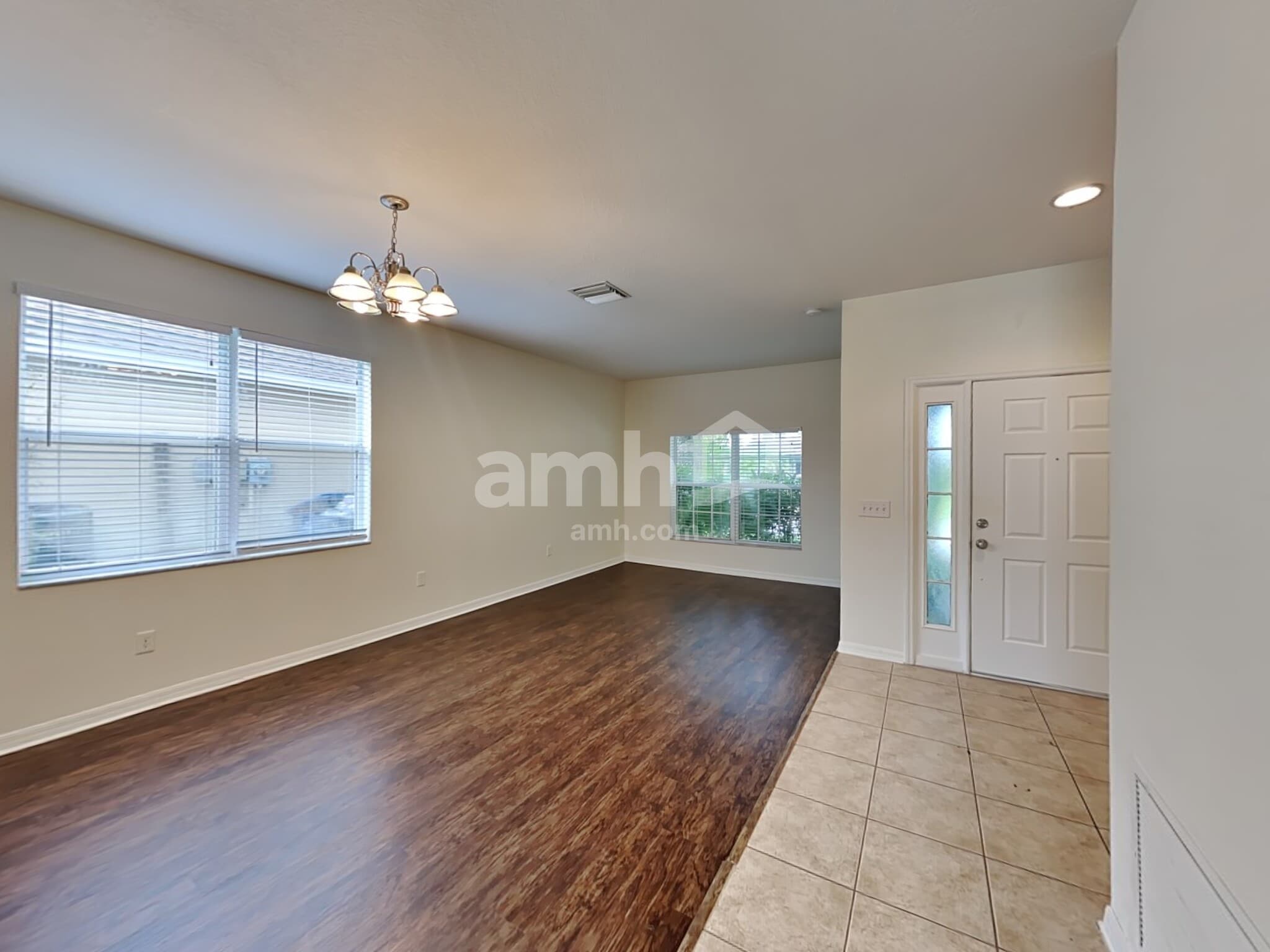 Building Photo - 6019 Blue Sage Dr