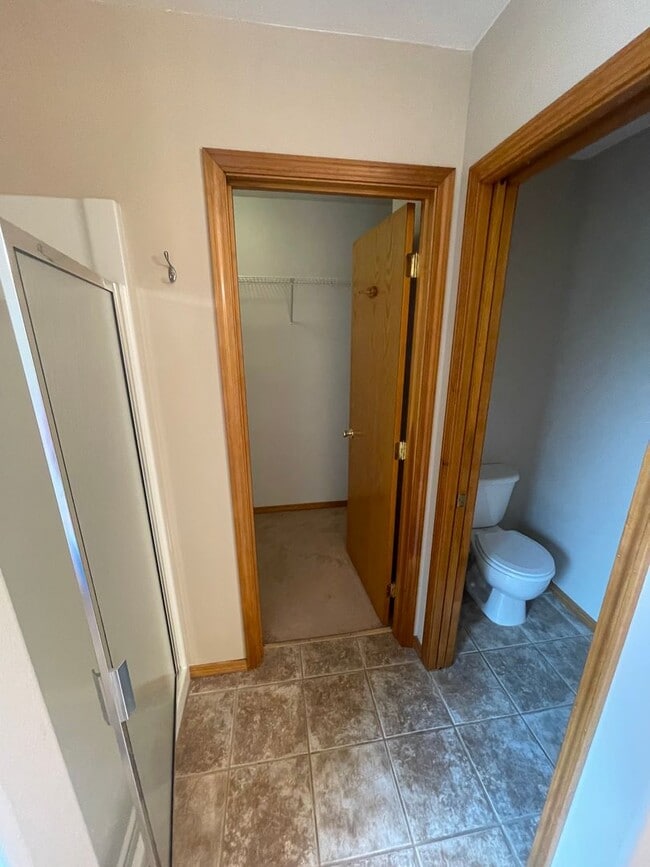 Building Photo - 3 Bedroom home in Albany!