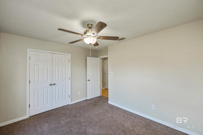 Building Photo - 16955 Heartland Cir