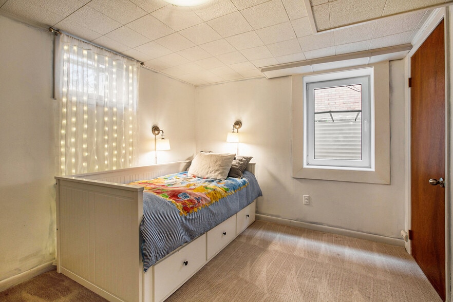 Building Photo - 1320 Fillmore St