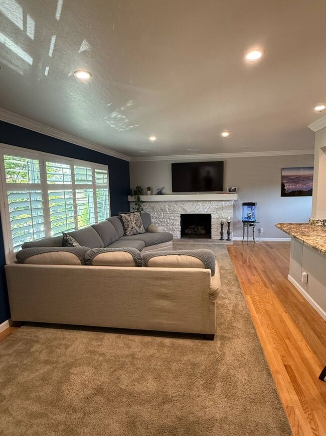 Building Photo - Remodeled San Carlos Retreat with Outdoor ...