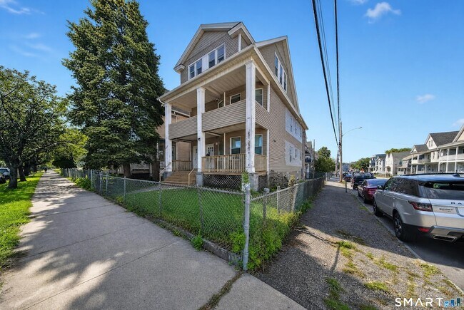 Building Photo - 359 Park Ave