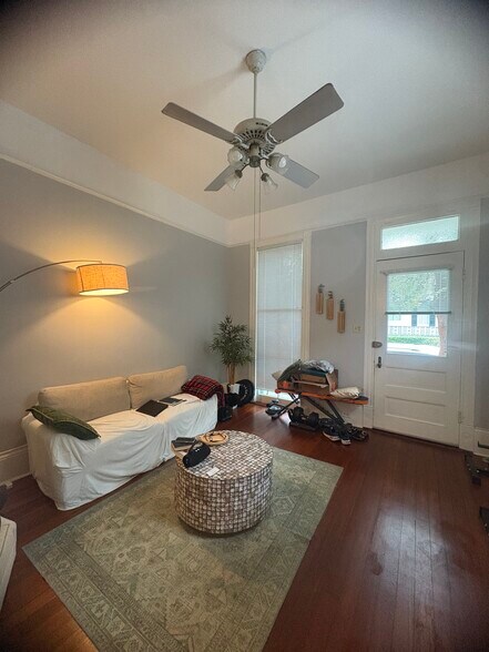 Living room - 1222 Soniat St