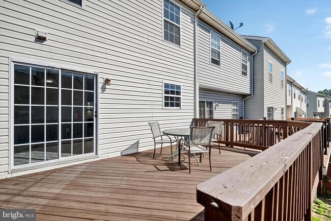 Building Photo - 3231 Halcyon Ct