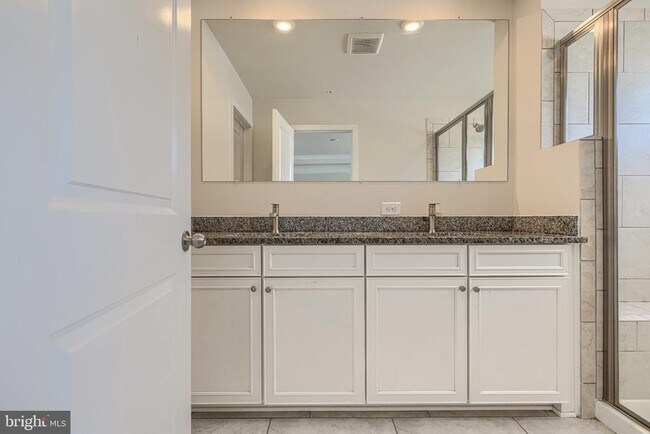 Building Photo - 11409 Starlight Pl