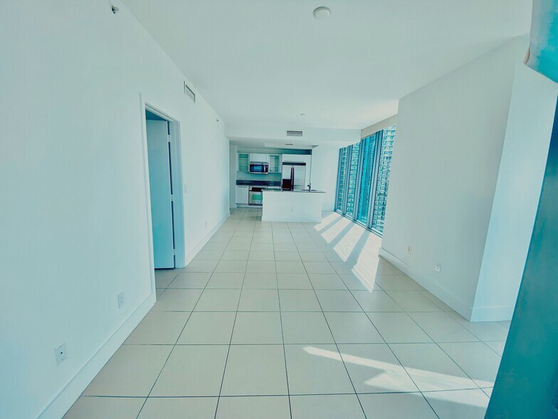 Building Photo - 888 Biscayne Blvd