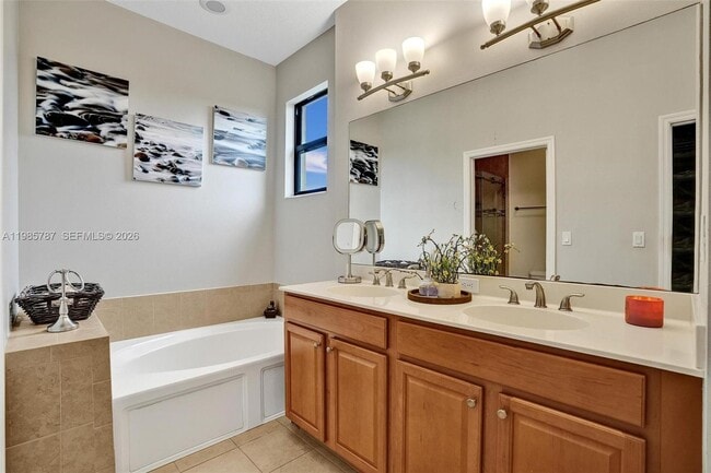 Building Photo - 760 NE 193rd Terrace