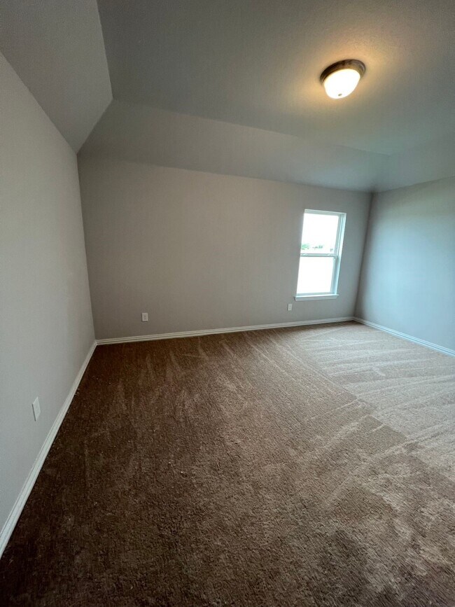 Building Photo - 15446 Islandview Ln