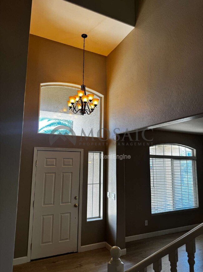 Building Photo - 3356 E Mayberry Ave